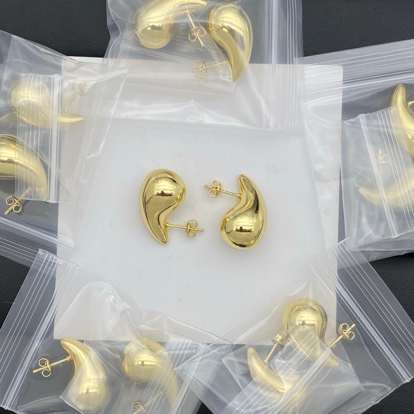 Bottega Veneta earrings have arrived in medium size_0