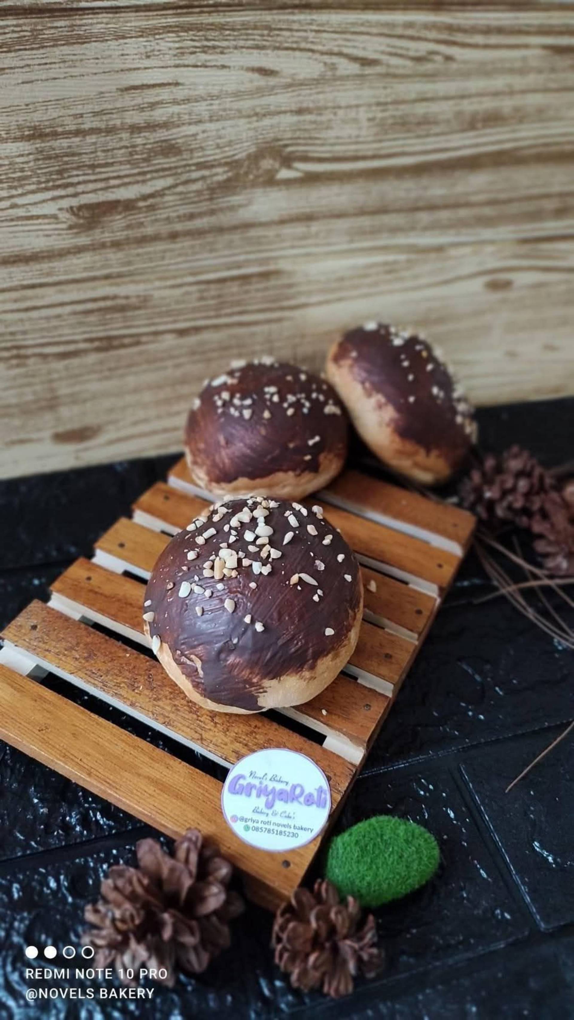Coklat kacang bulat tanpa dus_0