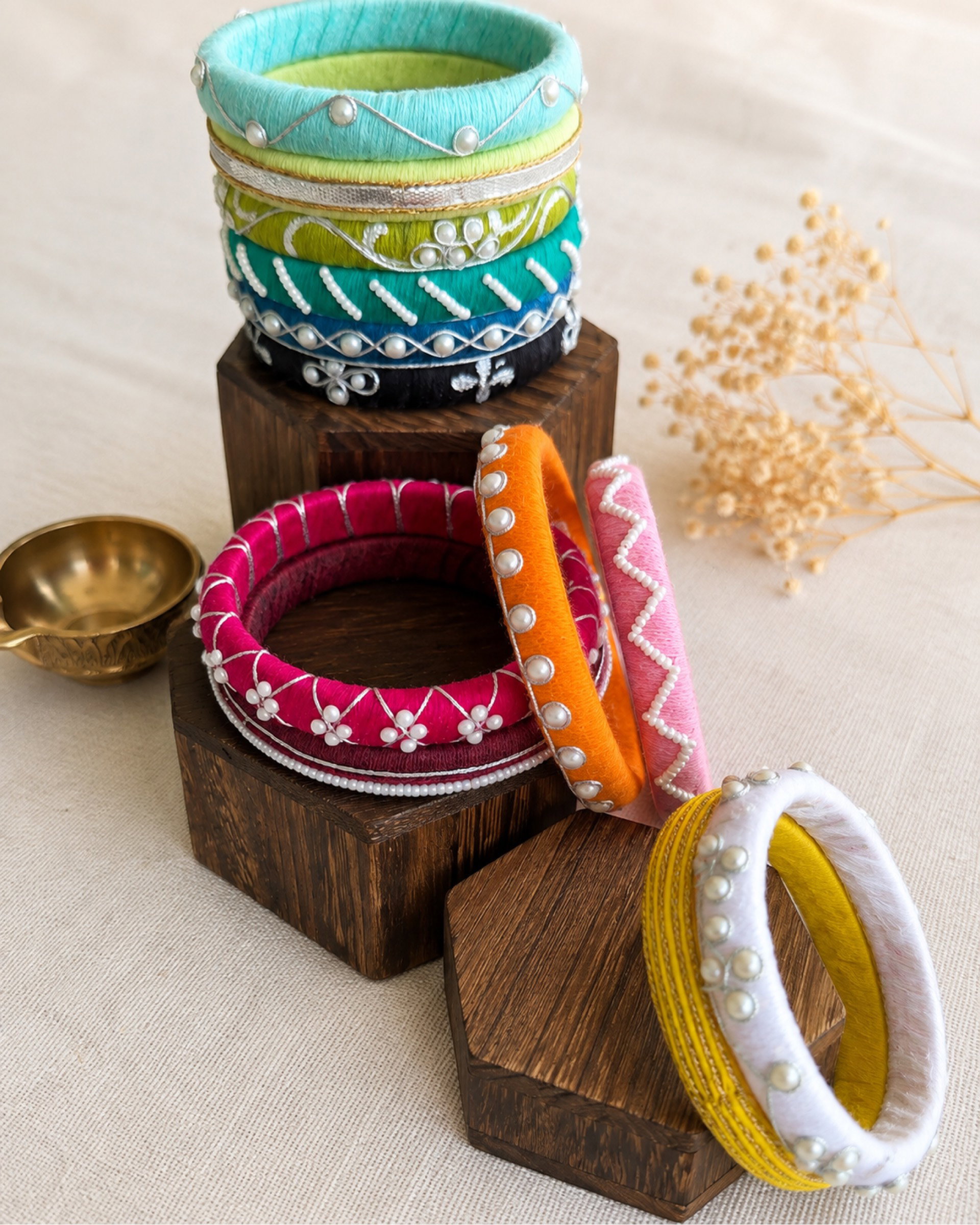 Pastel set with hanging_0