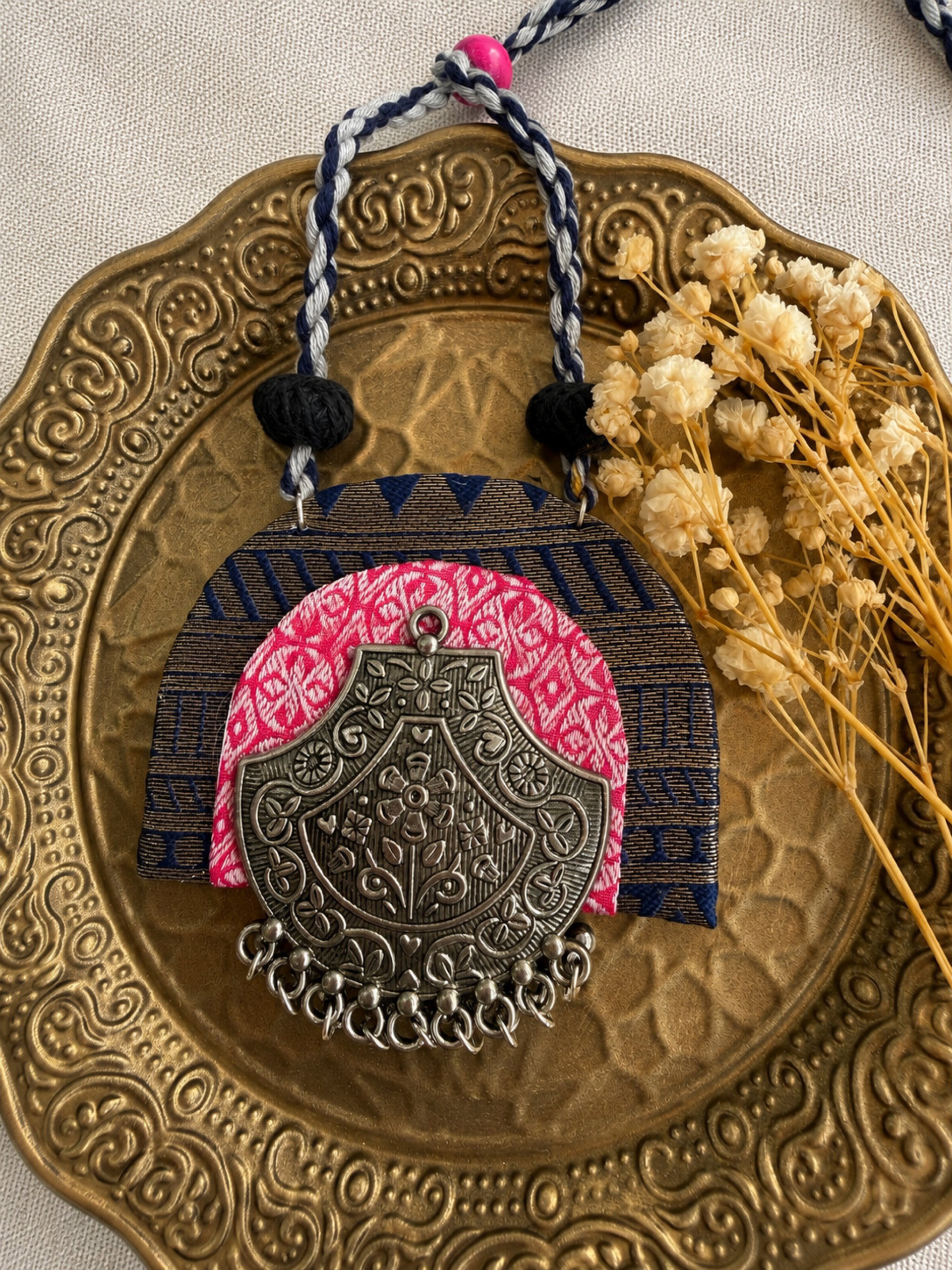 Gulabi Jharokha necklace_0