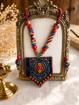 Neel Mandala Necklace 💙❤️