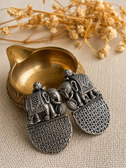 VEDIKA – Silver Plated Brass Stud