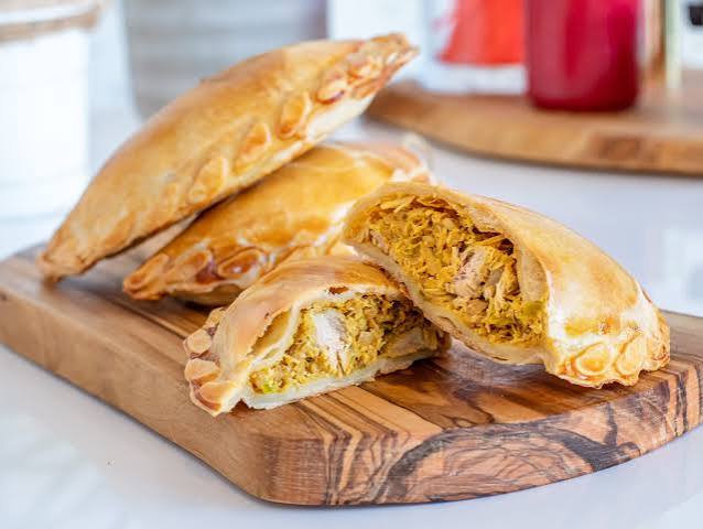 EMPANADA DE POLLO_0