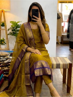 Kanchi Cotton Top And Dupatta STK