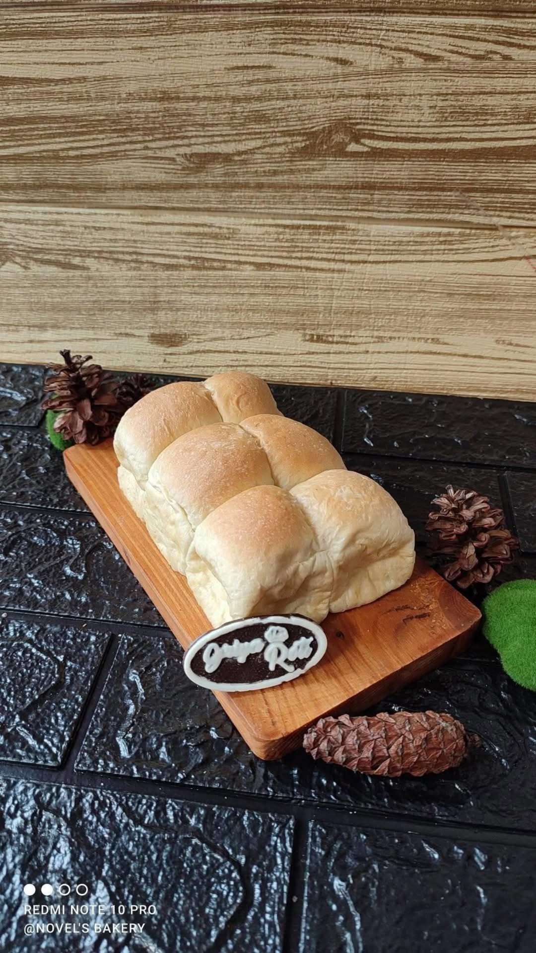Roti kasur isi selai no box