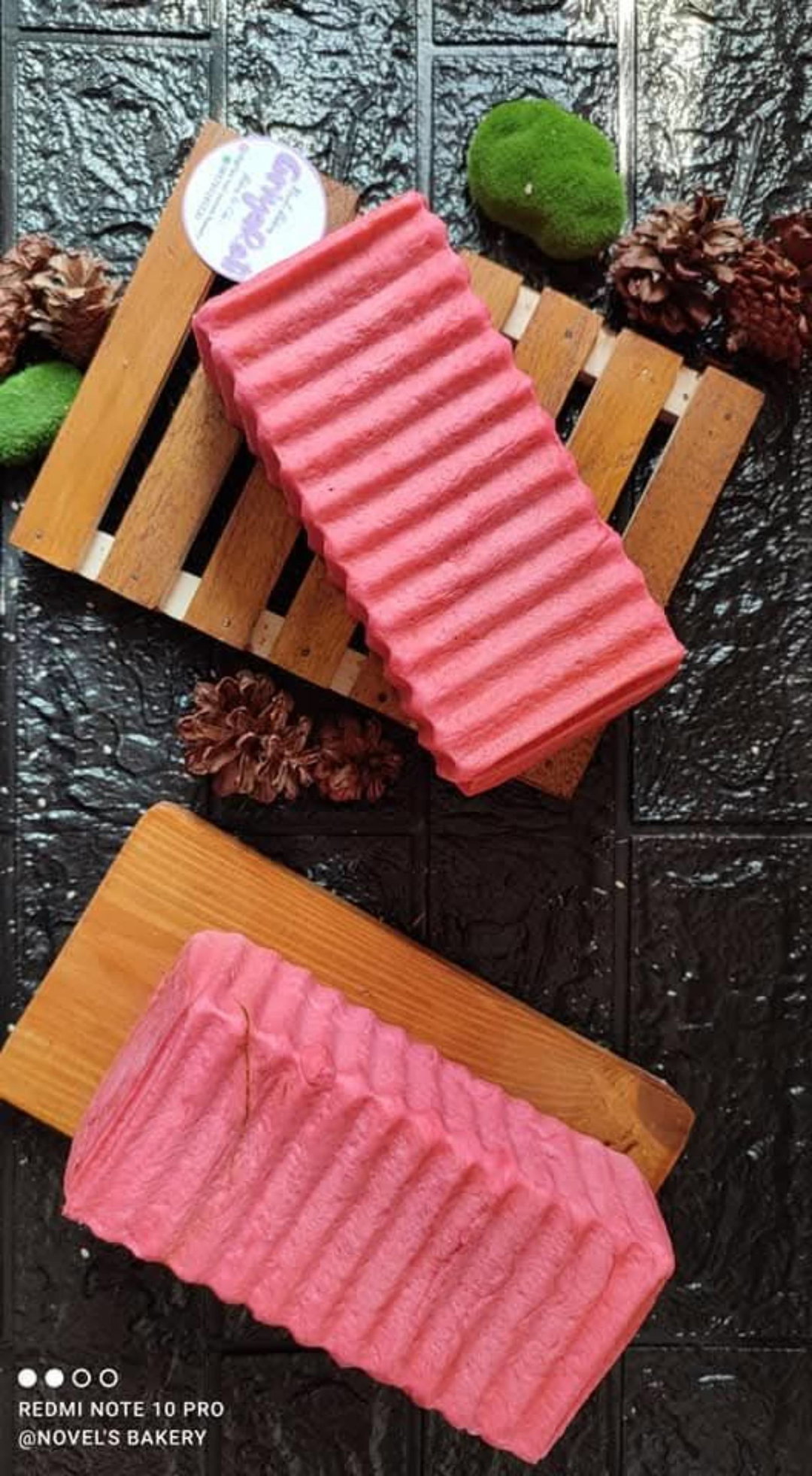 Roti bandung pink B
