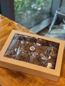 Box Of Julian’s Cookies (30)