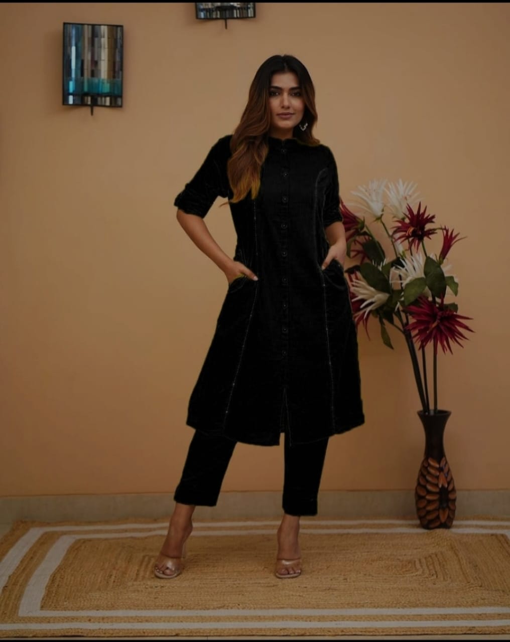 Classy Chic Monochrome Set KK