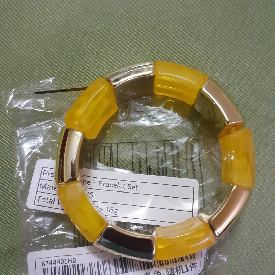 Bracelet