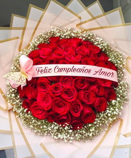Tú eres mi felicidad ramo 50 rosas