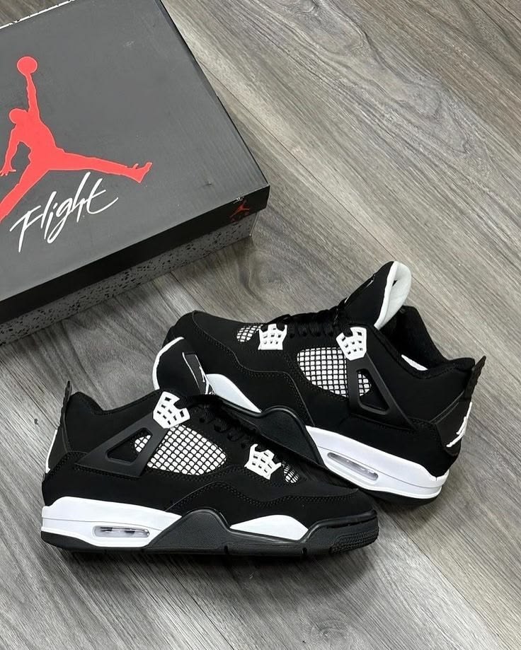 Black air Jordan 