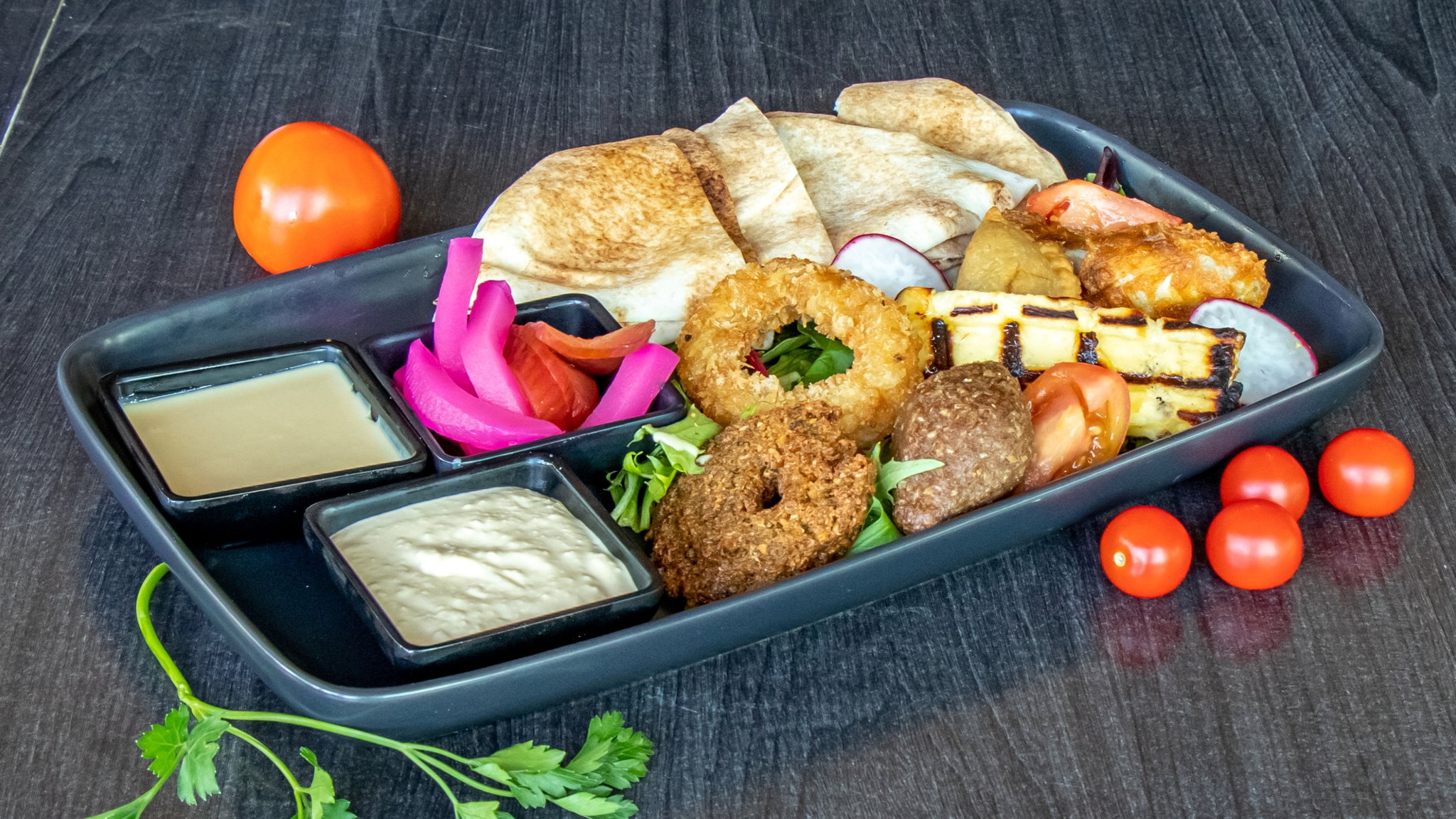 Mixed Dips Plate_0