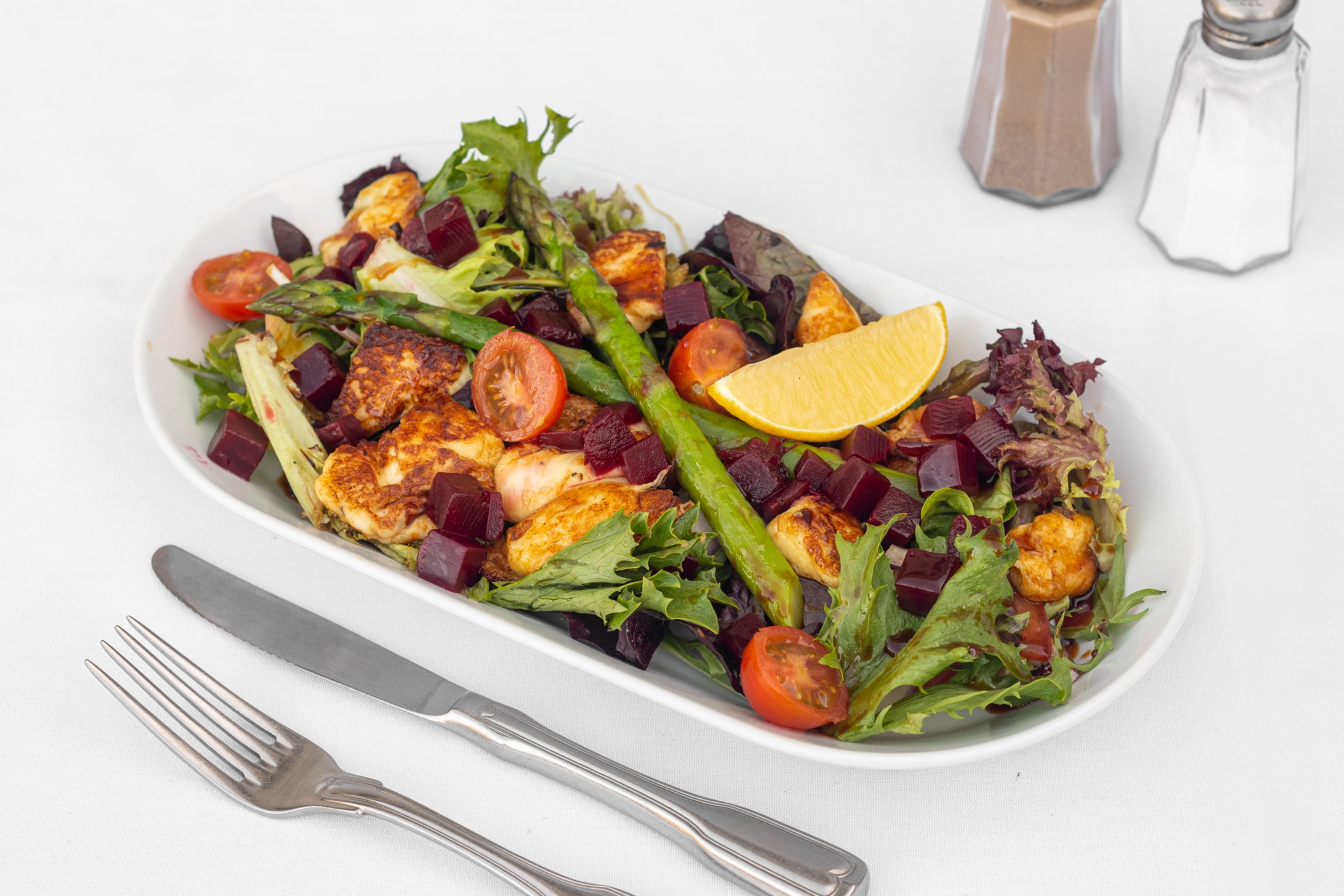 Halloumi & Veggie Salad_0