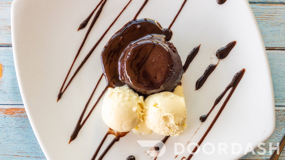 Sticky Date Pudding w/ Vanilla Ice Cream