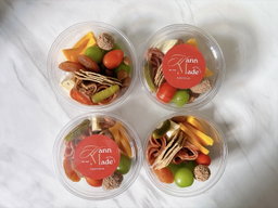 Deli Pots