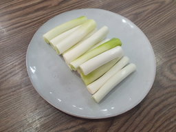 刻みにんにく・下処理済み野菜 (Minced Garlic & Vegetables)