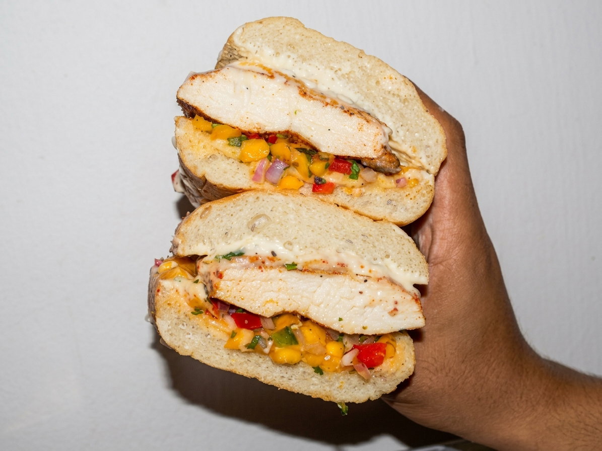 Mango Afterglow with Grilled Chicken Sandwich_2