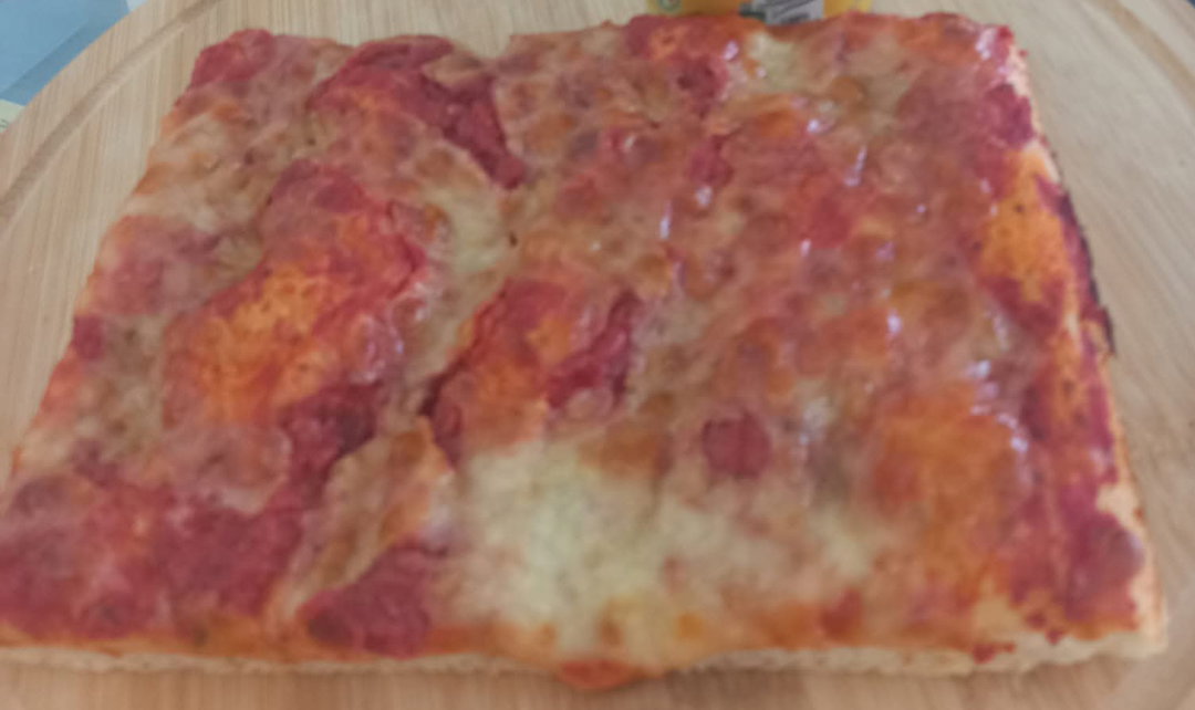 Pizza margherita trancio