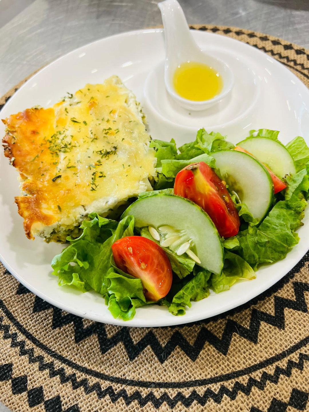 Spinach & Ricotta Pasta Bake with Side Salad
