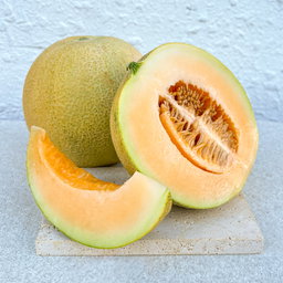Kiss Melon 1pcs (Super Sweet &Juicy)