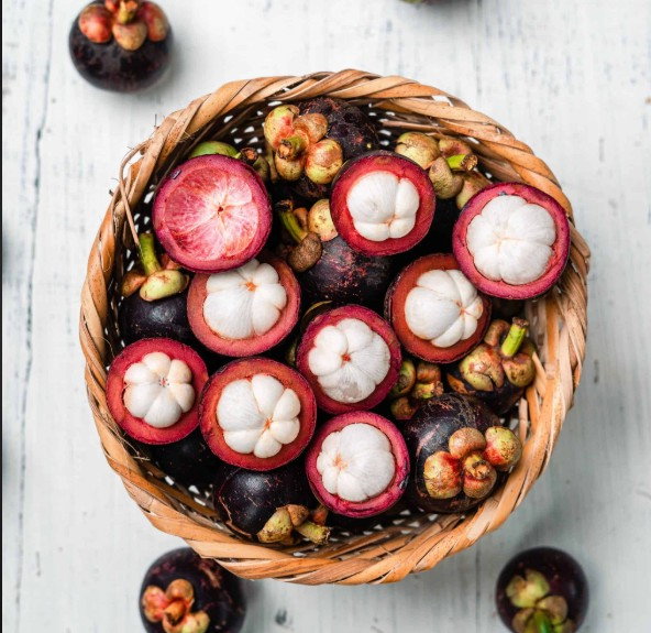 Indonesia Mangosteen 1kg+- (Airflown)