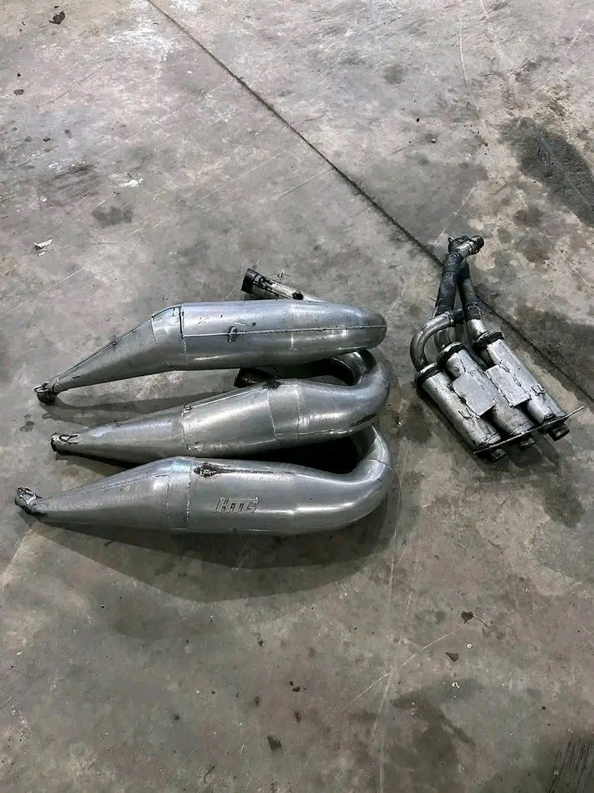 HTG XCR 800 pipes