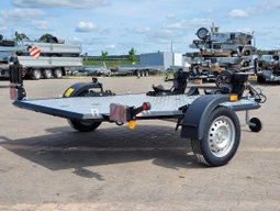REMOLQUE PARA MOTOS LORRIES MT-2 BASCULANTE – 239 × 174 CM – 750 KG