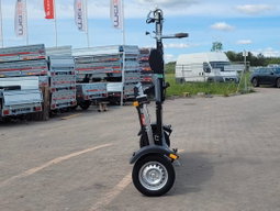 REMOLQUE PARA MOTOS LORRIES MT-2 BASCULANTE – 239 × 174 CM – 750 KG