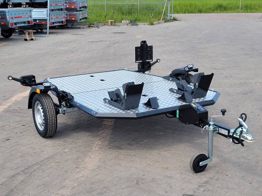 REMOLQUE PARA MOTOS LORRIES MT-2 BASCULANTE – 239 × 174 CM – 750 KG_9