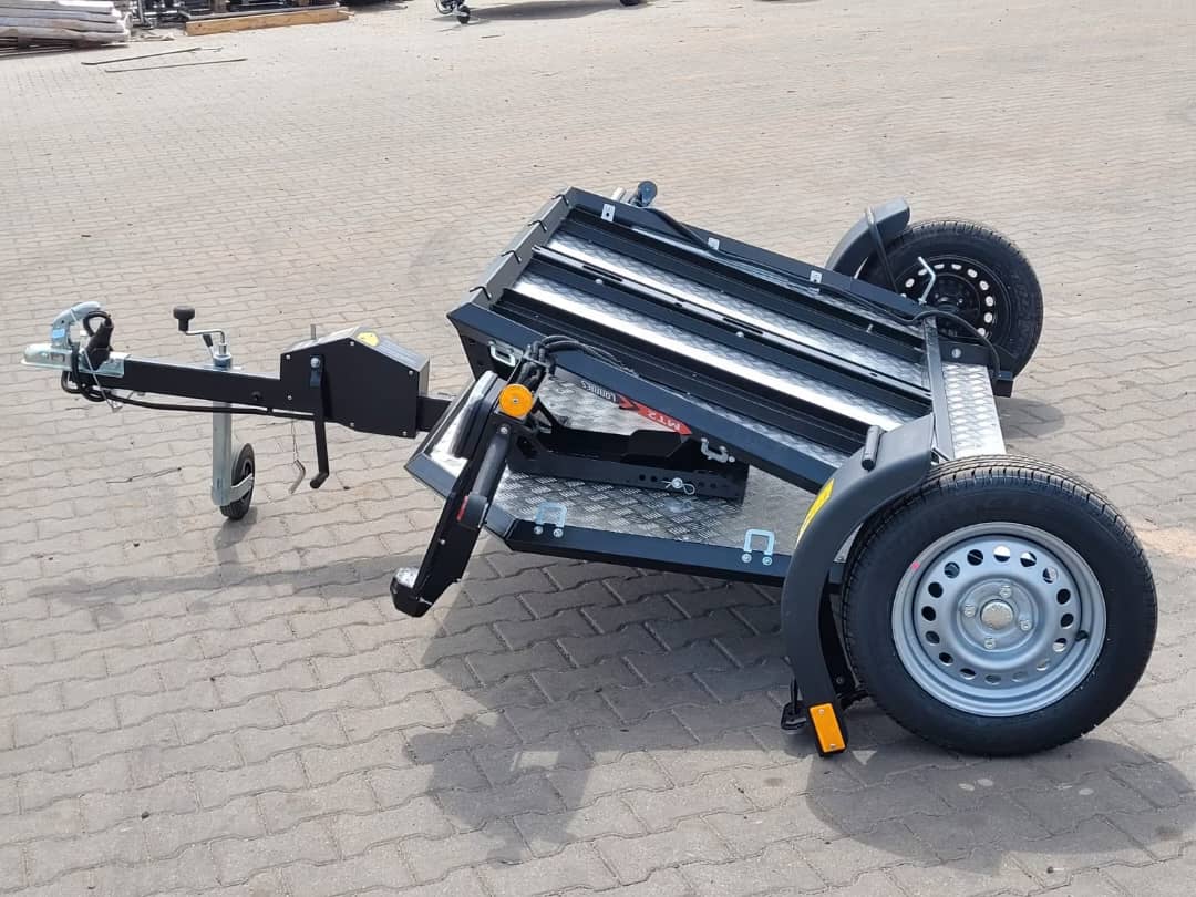 REMOLQUE PARA MOTOS LORRIES MT-2 BASCULANTE – 239 × 174 CM – 750 KG_12