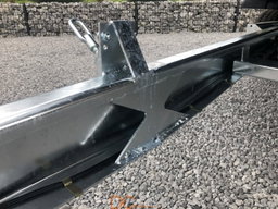 REMOLQUE PORTACOCHES BASCULANTE – 3.500 KG – DOBLE EJE