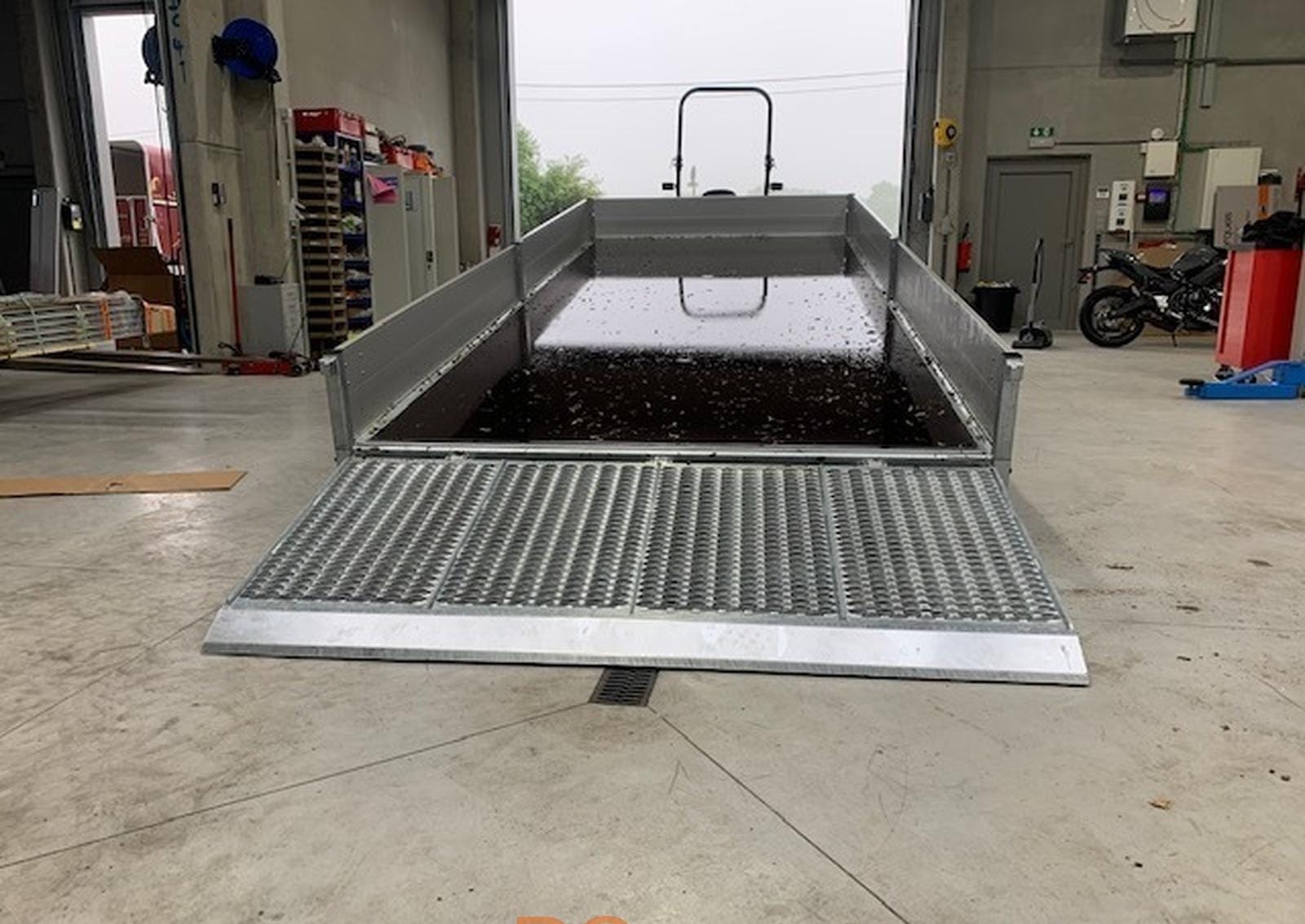 REMOLQUE PORTACOCHES BASCULANTE – 3.500 KG – DOBLE EJE_2