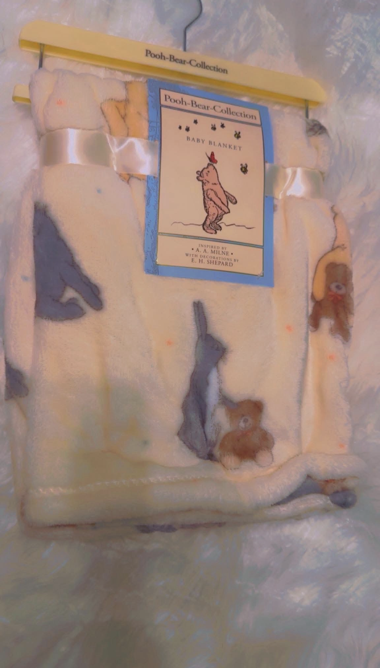 Winnie the Pooh Fleece Blanket_0