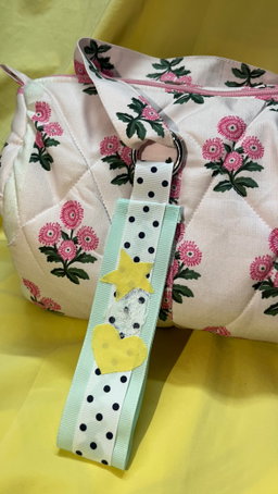 rosette ribbon