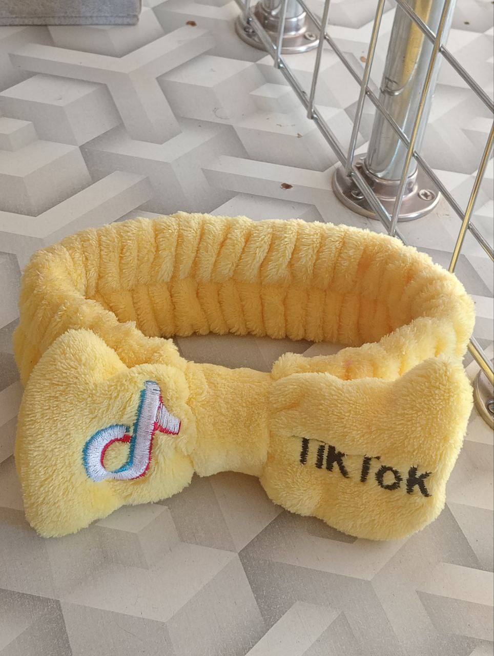 Tiktok Bow Spa Fleece Headband_0