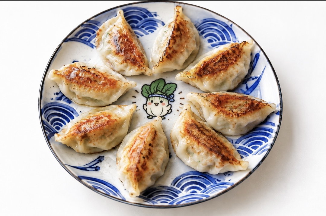 Japanese Style Vegetable Gyoza (6 pieces)