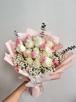 Roses x Tulips Flower Bouquet