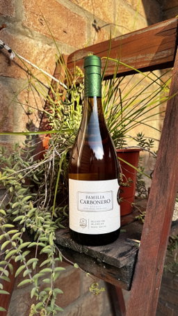 CARBONERO ESTATE BLEND DE BLANCAS