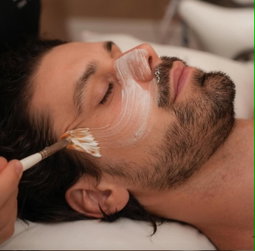 Champion Skin + Vitamin C 90 min Facial 