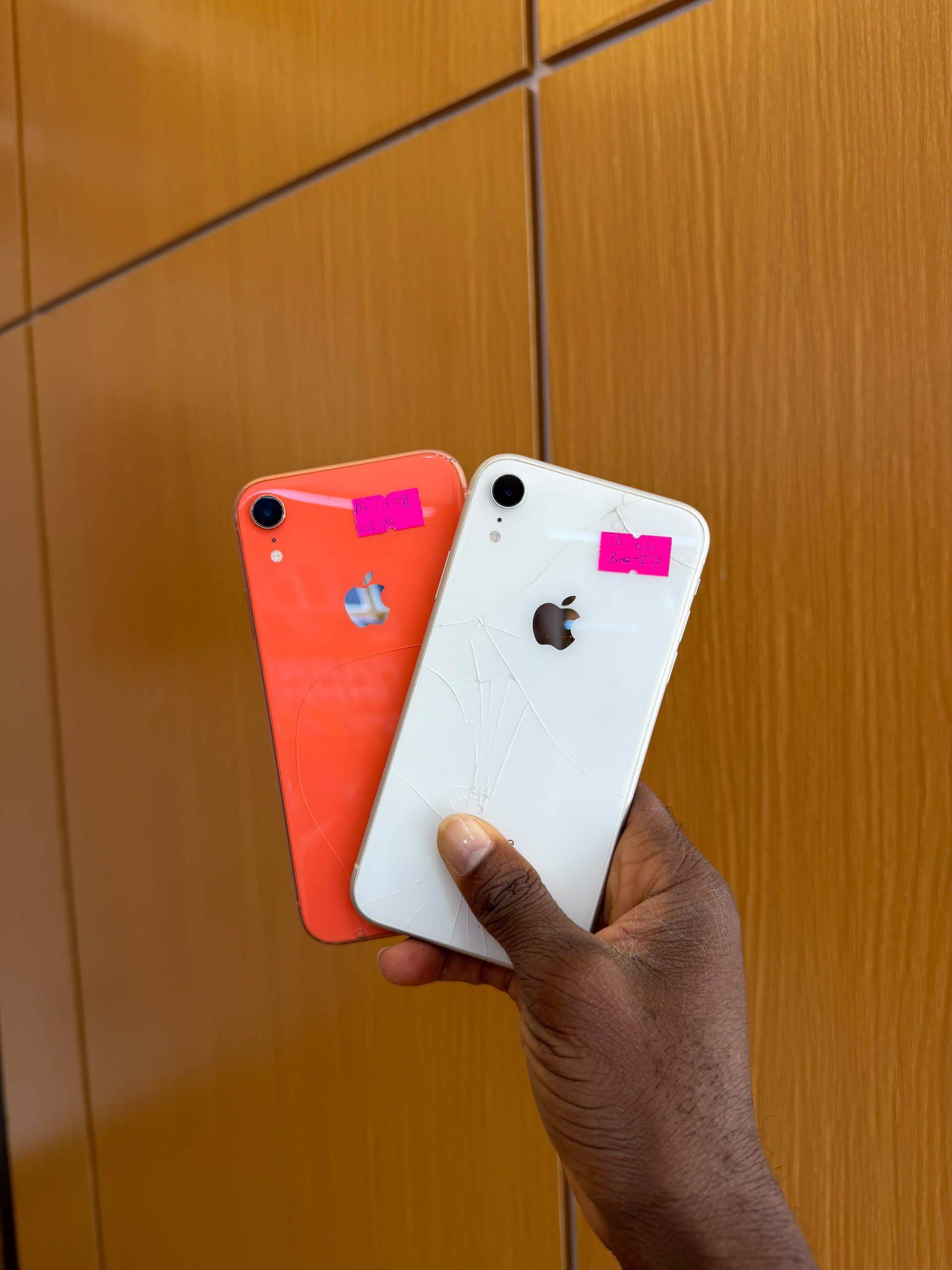 iPhone XR id off_0