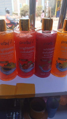 Pretty exploating shower gel