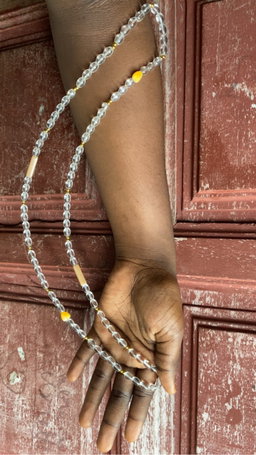 Bayas  transparent