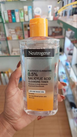 Neutrogena Toners Blackhead Eliminating 0.5% Salicylic Acid Cleansing Toner 200ml