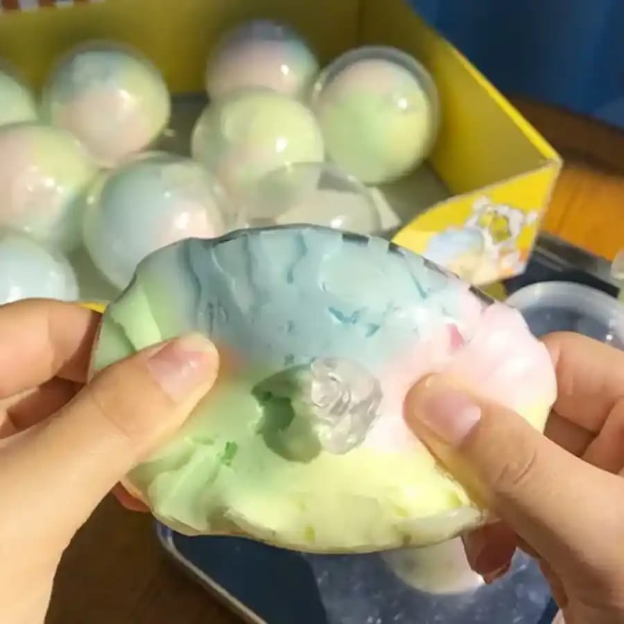 Crispy Crunch Squishy Ball_1