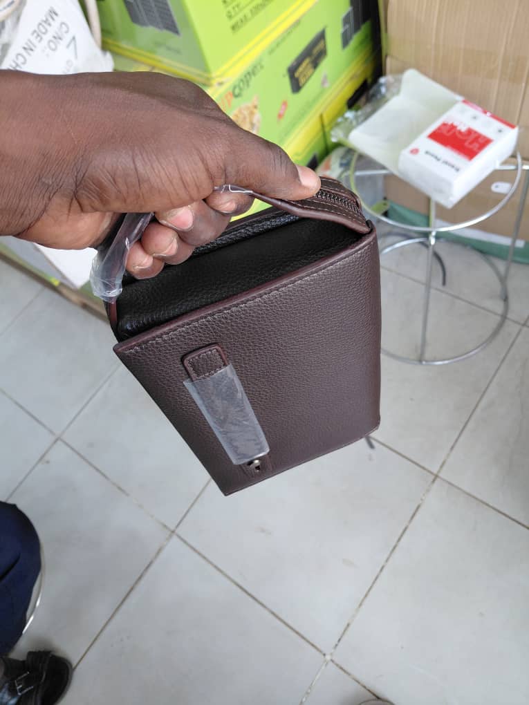 Password numbers lock Toiletry pouch bag _1