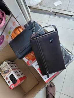 Password numbers lock Toiletry pouch bag 