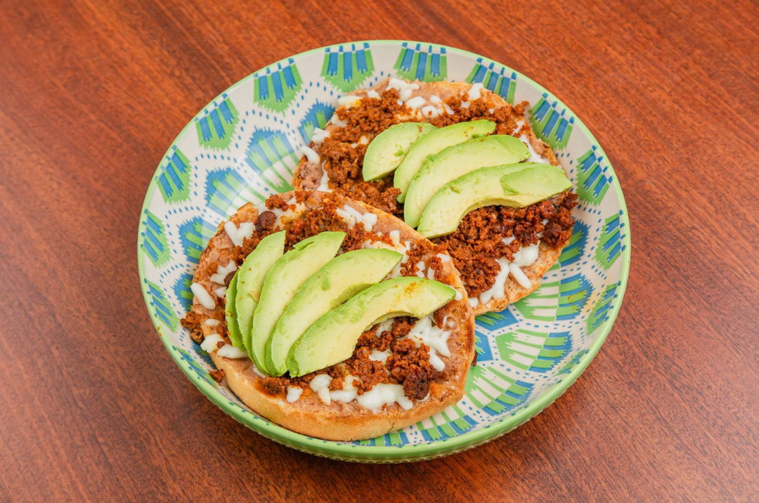 Molletes Estilo Chazzo 