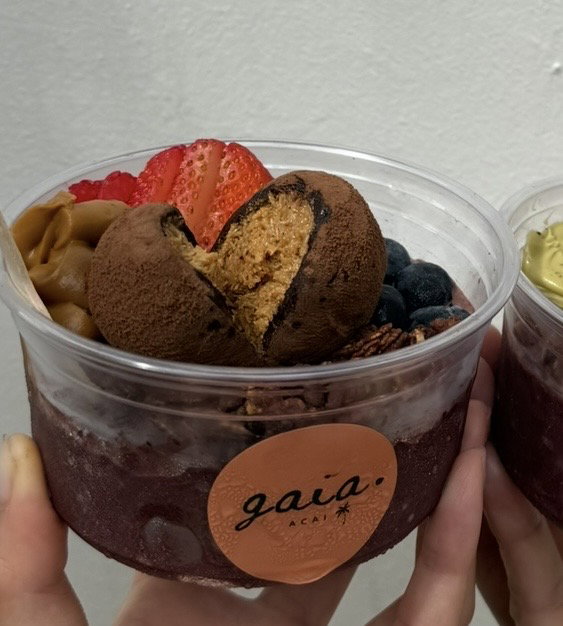BISCOFF CHEWY COOKIE ACAI BOWL 🍪