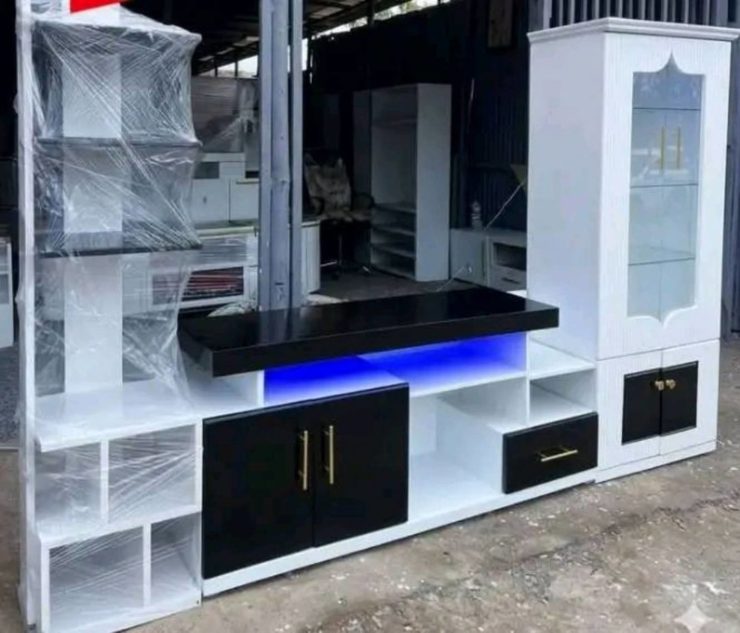 Wall unit