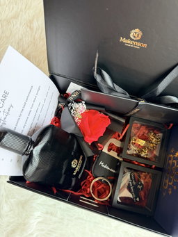 Extrait De Parfum 